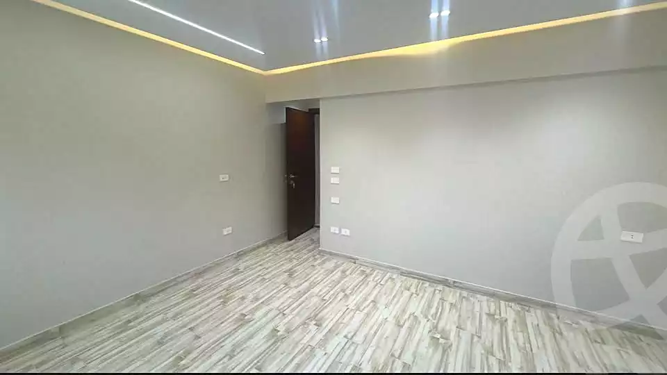 https://aqarmap.com.eg/ar/listing/7307879-for-rent-alexandria-lsywf