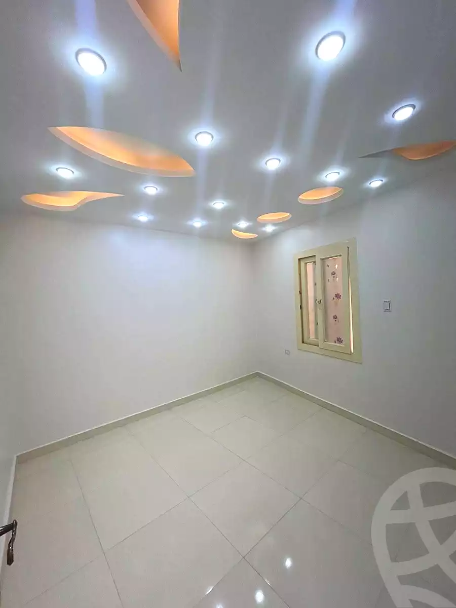 https://aqarmap.com.eg/ar/listing/7308419-for-sale-alexandria-al-agamy-lbytsh-el-zohour-st