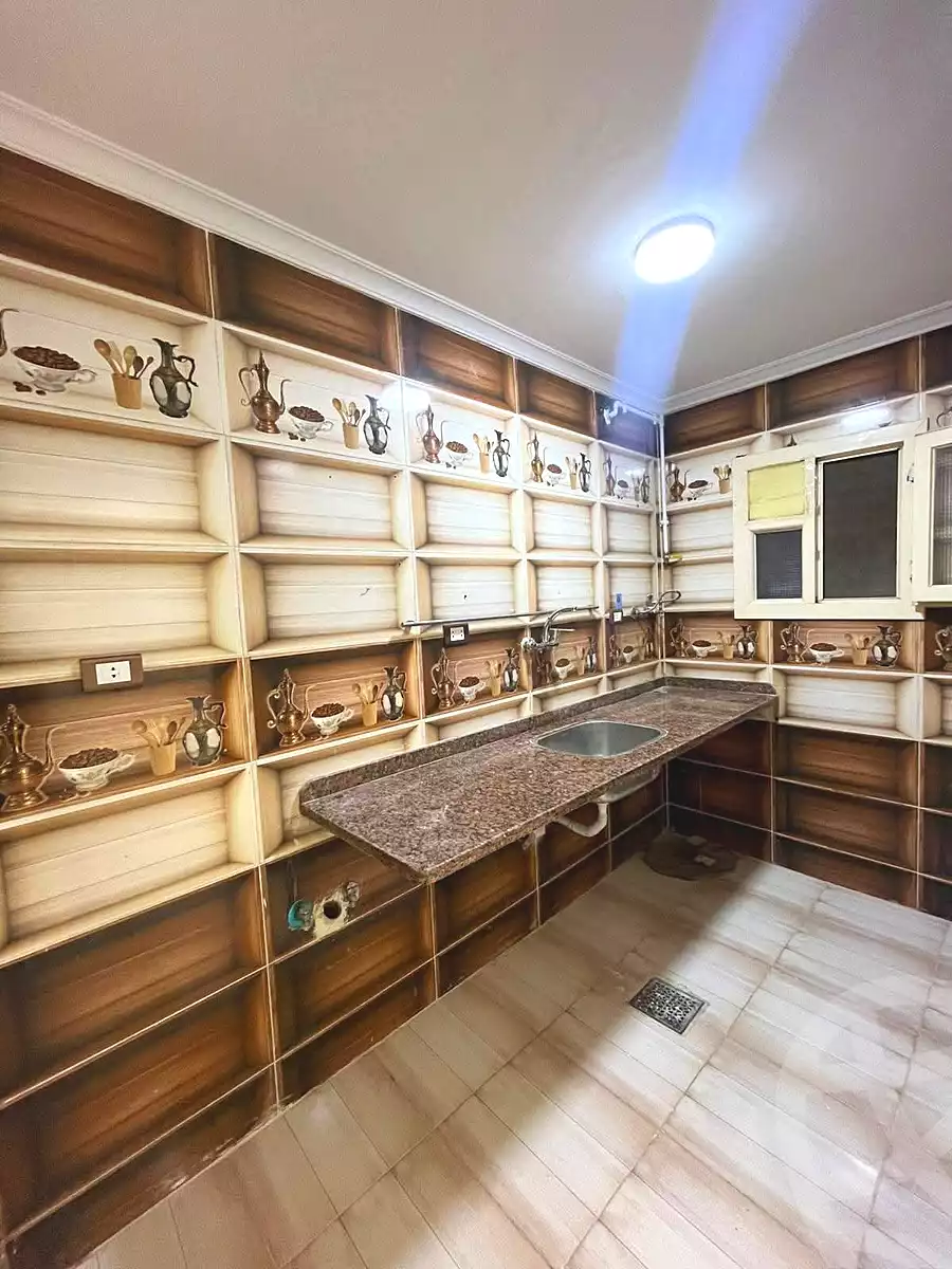 https://aqarmap.com.eg/ar/listing/7308419-for-sale-alexandria-al-agamy-lbytsh-el-zohour-st