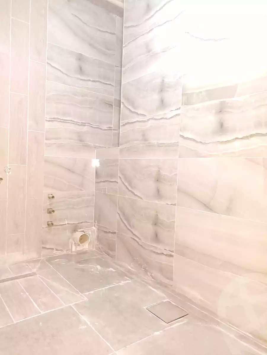 https://aqarmap.com.eg/ar/listing/7308425-for-sale-alexandria-al-agamy-lbytsh-bianchiii-el-bashwat-st
