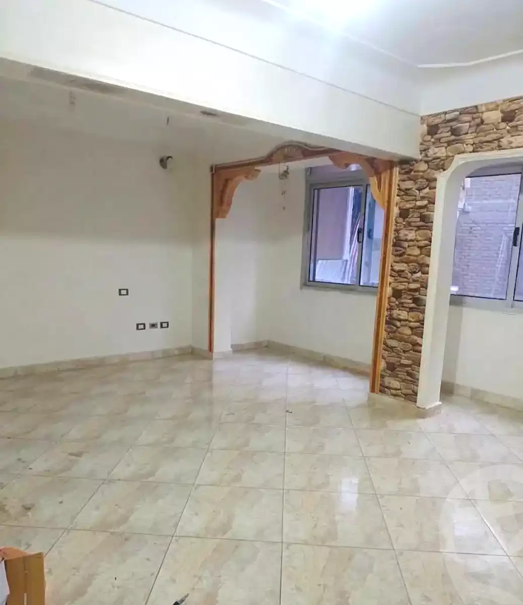 https://aqarmap.com.eg/en/listing/7308438-for-sale-alexandria-el-asafra-l-sfr-bhry