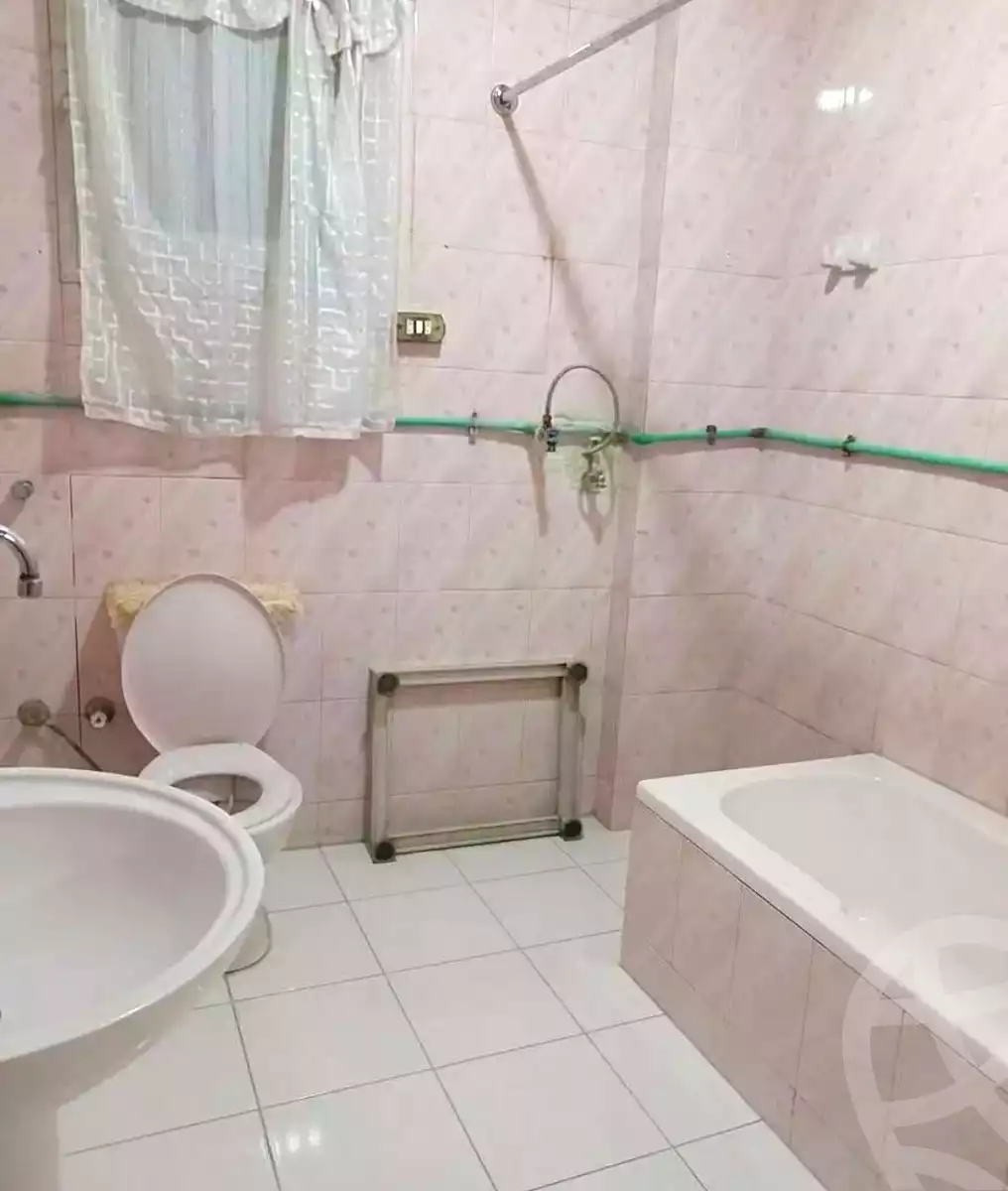 https://aqarmap.com.eg/en/listing/7308438-for-sale-alexandria-el-asafra-l-sfr-bhry