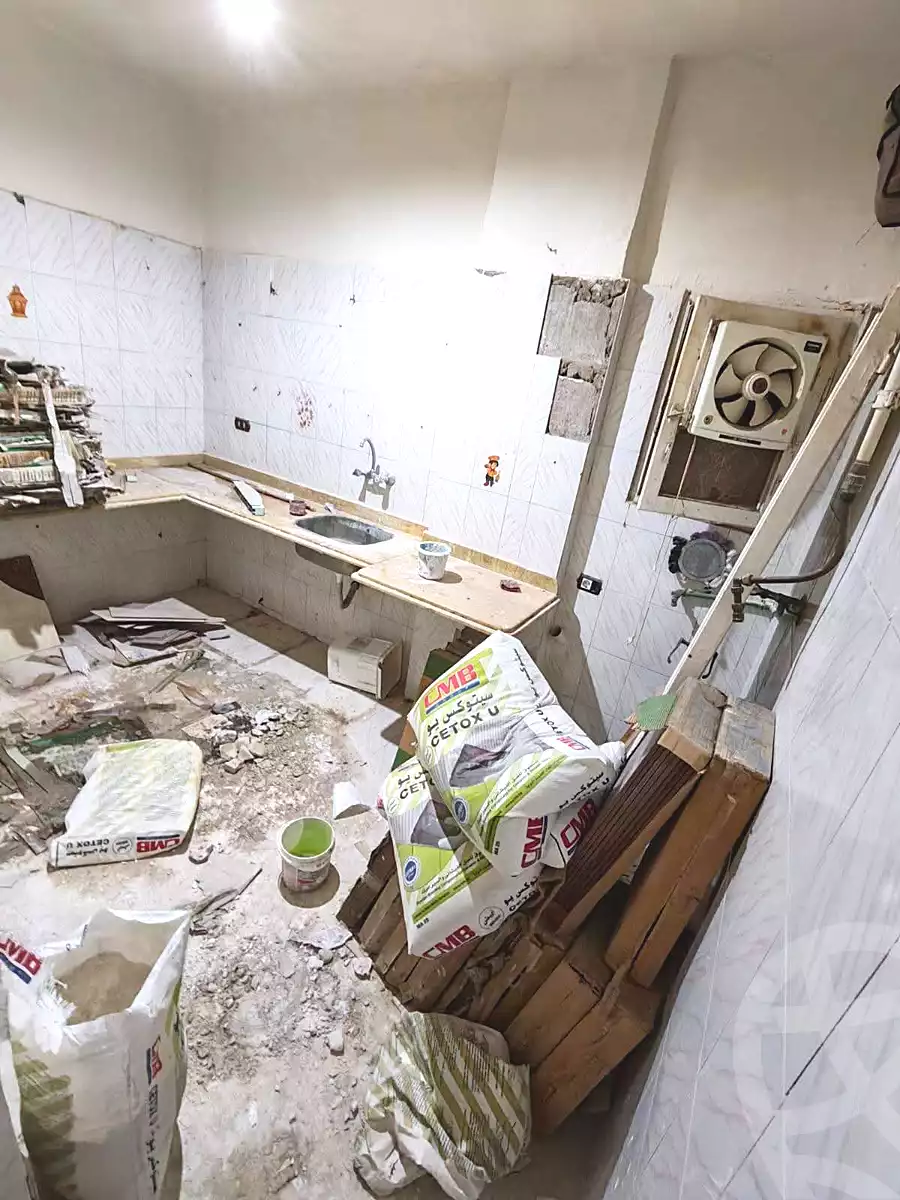 https://aqarmap.com.eg/ar/listing/7308460-for-sale-alexandria-al-agamy-el-hanouvel-el-salam-st