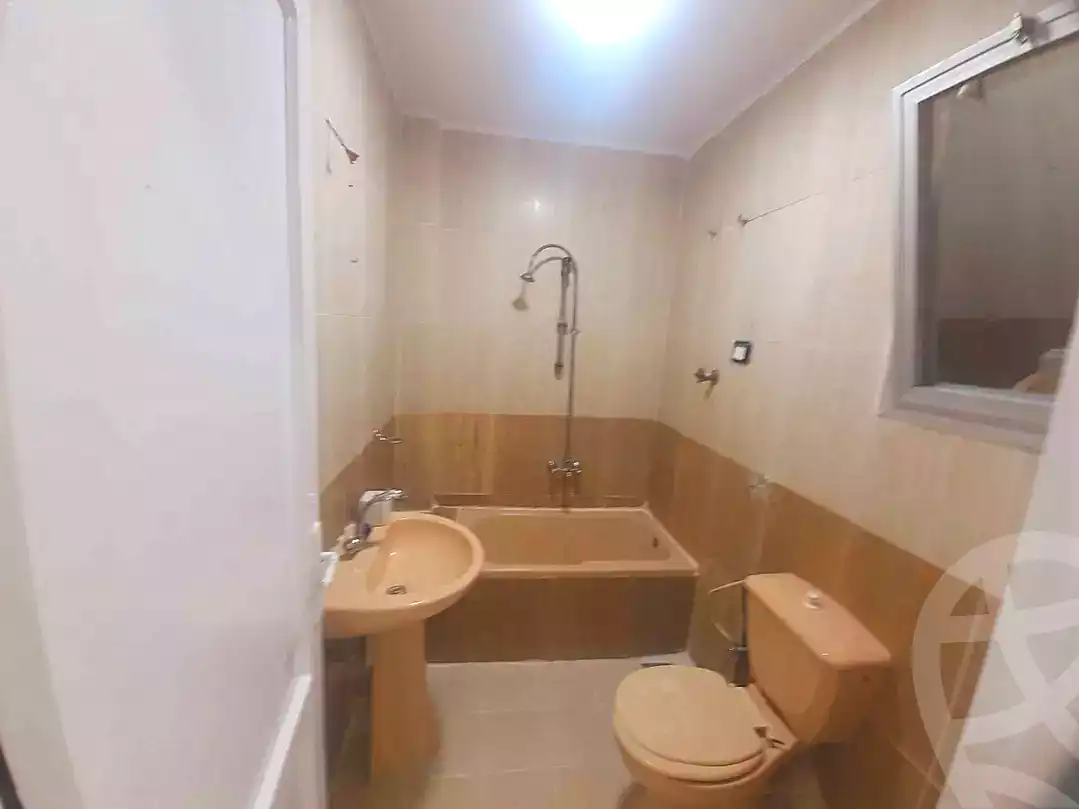 https://aqarmap.com.eg/ar/listing/7308468-for-sale-alexandria-al-agamy-shataa-el-nakheel