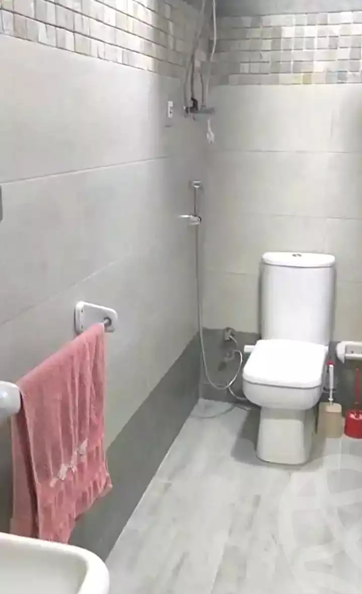 https://aqarmap.com.eg/ar/listing/7308519-for-sale-alexandria-al-agamy-lbytsh-ain-shams-st