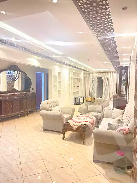https://aqarmap.com.eg/en/listing/7308592-for-sale-alexandria-camp-cesar