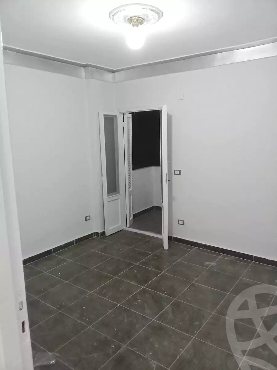 https://aqarmap.com.eg/ar/listing/7308784-for-sale-alexandria-al-agamy-el-hanouvel