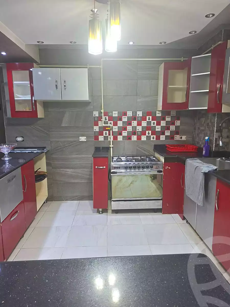 https://aqarmap.com.eg/ar/listing/7308972-for-sale-cairo-helwan-helwan-el-sharkeya-khesro-basha-st