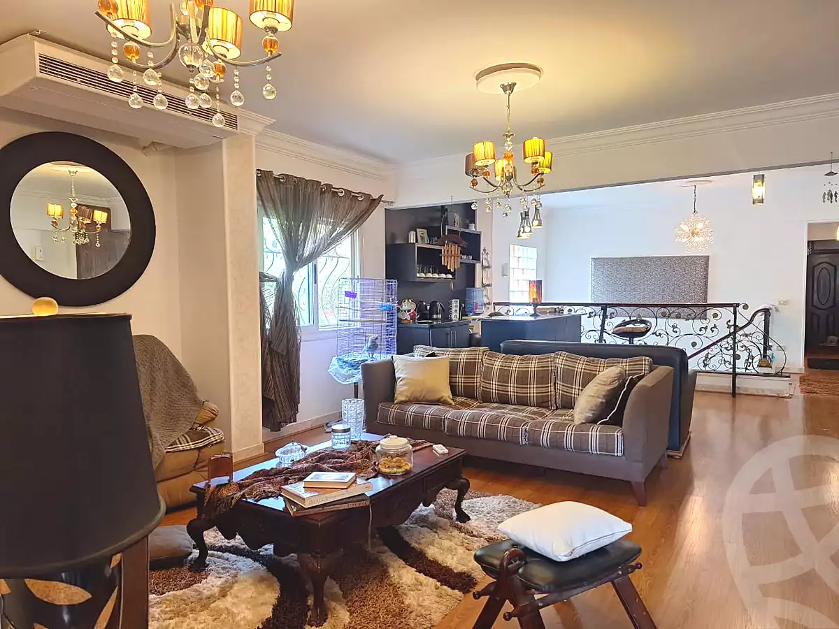 https://aqarmap.com.eg/ar/listing/7309150-for-sale-cairo-new-cairo-first-settlement-mhwr-mstfy-kml