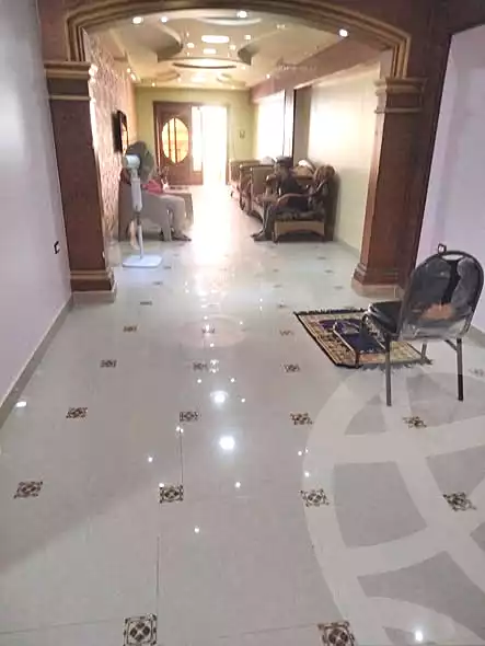 https://aqarmap.com.eg/en/listing/7310140-for-sale-alexandria-al-agamy-el-hanouvel-kasr-al-quiri-st-1