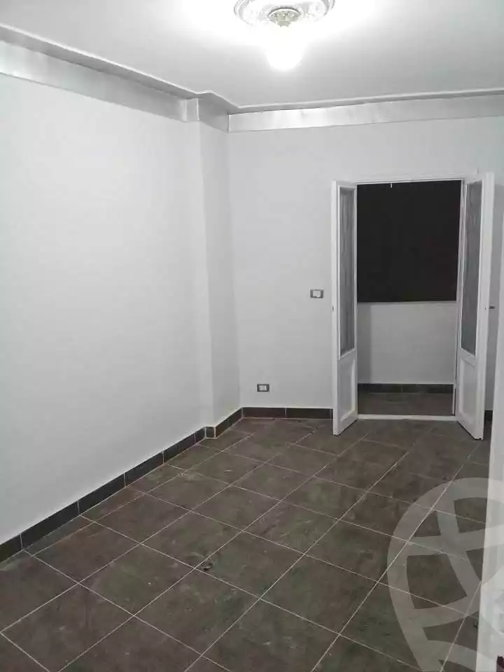 https://aqarmap.com.eg/ar/listing/7310230-for-sale-alexandria-al-agamy-el-hanouvel