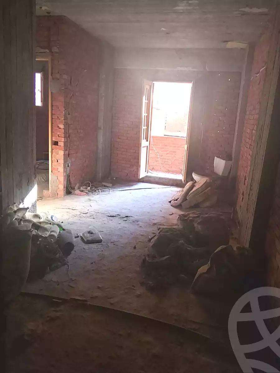 https://aqarmap.com.eg/en/listing/7310345-for-sale-alexandria-al-agamy-el-hanouvel-radwan-st