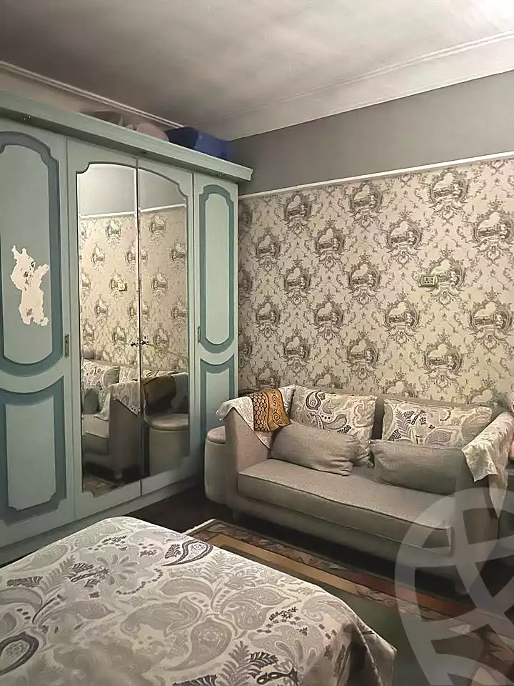 https://aqarmap.com.eg/en/listing/7310435-for-sale-cairo-el-haram-shareaa-khatem-el-morsalen