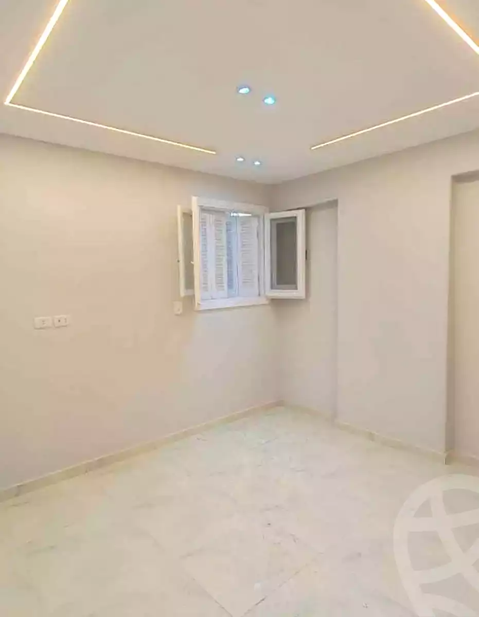 https://aqarmap.com.eg/ar/listing/7310800-for-sale-alexandria-sydy-bshr-sydy-bshr-bhry-gamal-abd-el-nasir-st
