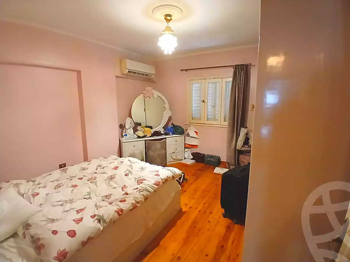 https://aqarmap.com.eg/en/listing/7310827-for-sale-cairo-heliopolis-ard-el-golf-ahmed-aldardery