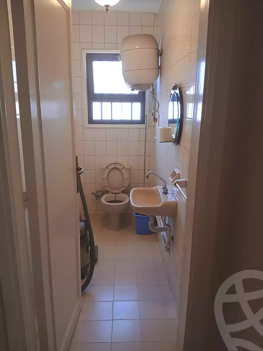 https://aqarmap.com.eg/en/listing/7310827-for-sale-cairo-heliopolis-ard-el-golf-ahmed-aldardery