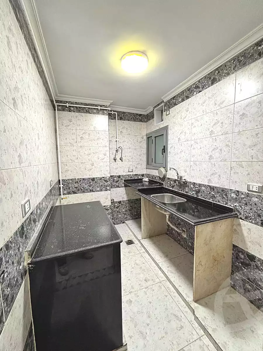 https://aqarmap.com.eg/ar/listing/7310850-for-sale-alexandria-miami-samy-raouf-st
