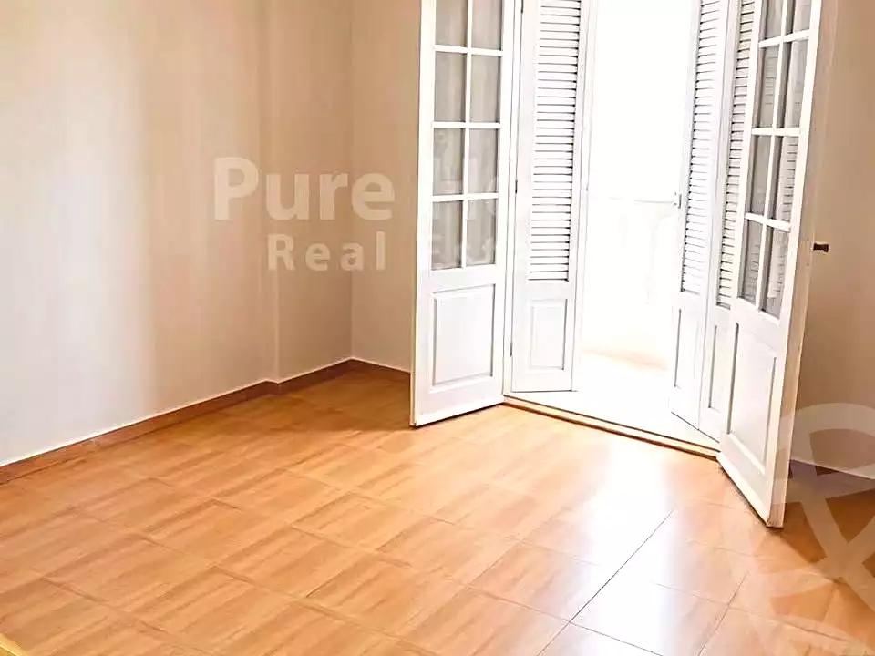 https://aqarmap.com.eg/en/listing/7310899-for-sale-alexandria-moharram-bey-othman-galal-st