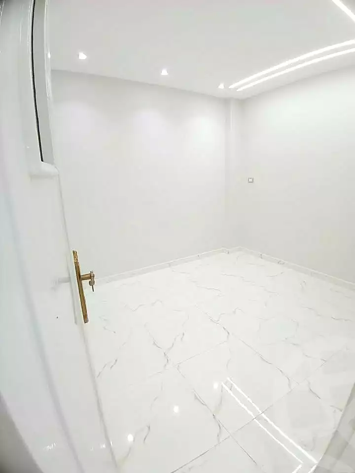 https://aqarmap.com.eg/en/listing/7310942-for-sale-alexandria-moharram-bey