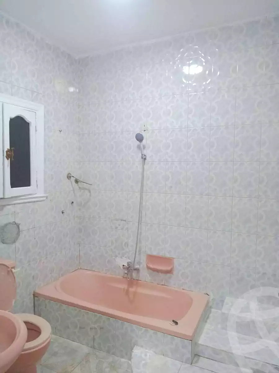 https://aqarmap.com.eg/ar/listing/7310970-for-sale-alexandria-al-agamy-el-hanouvel