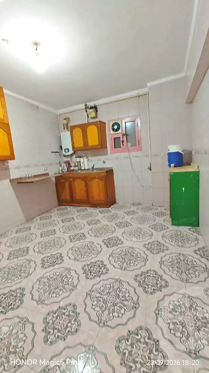 https://aqarmap.com.eg/ar/listing/7311859-for-sale-cairo-helwan-helwan-el-sharkeya-khesro-basha-st