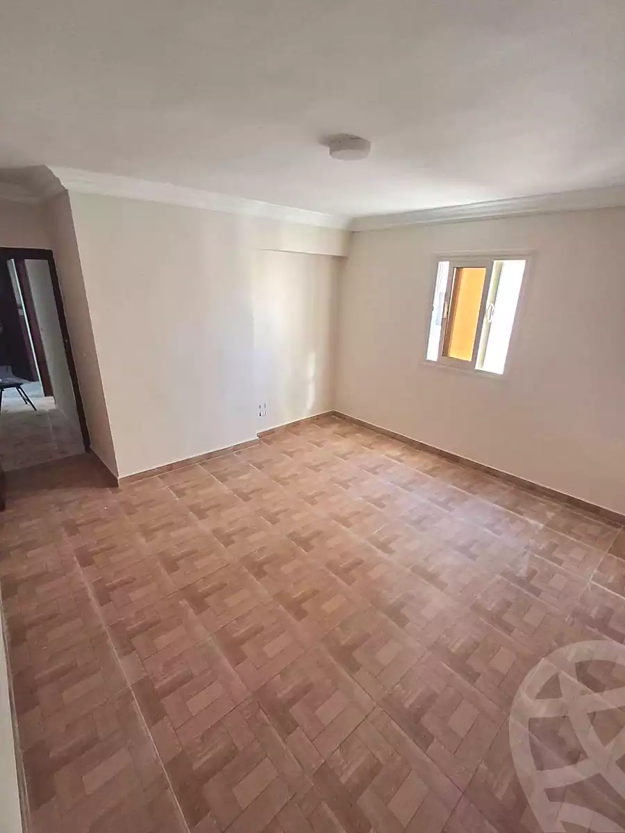 https://aqarmap.com.eg/en/listing/7311985-for-sale-alexandria-el-asafra-hasan-kamel-st