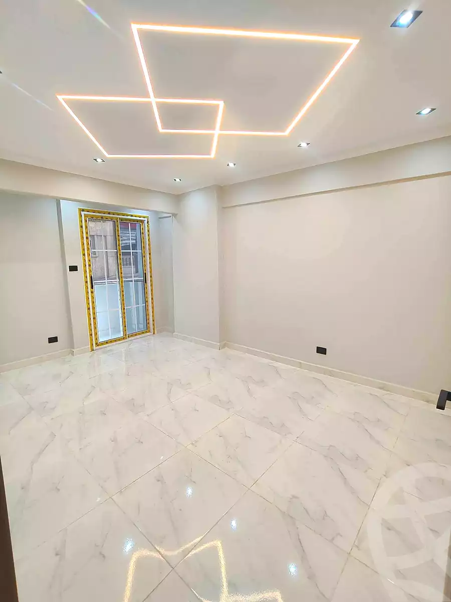 https://aqarmap.com.eg/ar/listing/7312178-for-sale-alexandria-miami-45-street