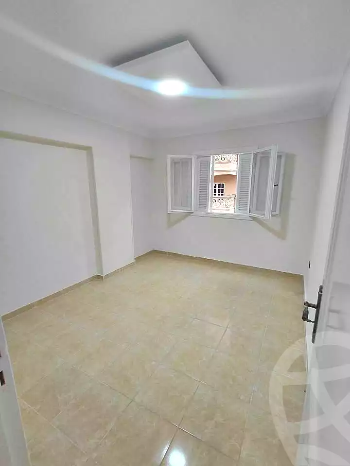 https://aqarmap.com.eg/en/listing/7312551-for-sale-alexandria-sydy-bshr-sydy-bshr-bhry-shr-mhmwd-l-yswy