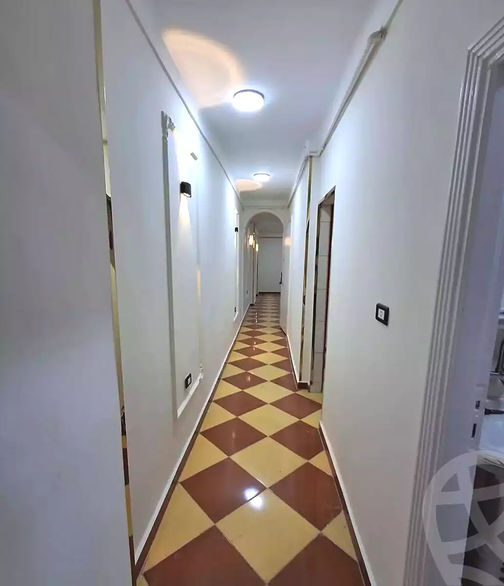 https://aqarmap.com.eg/en/listing/7312577-for-sale-alexandria-lsywf-el-falki