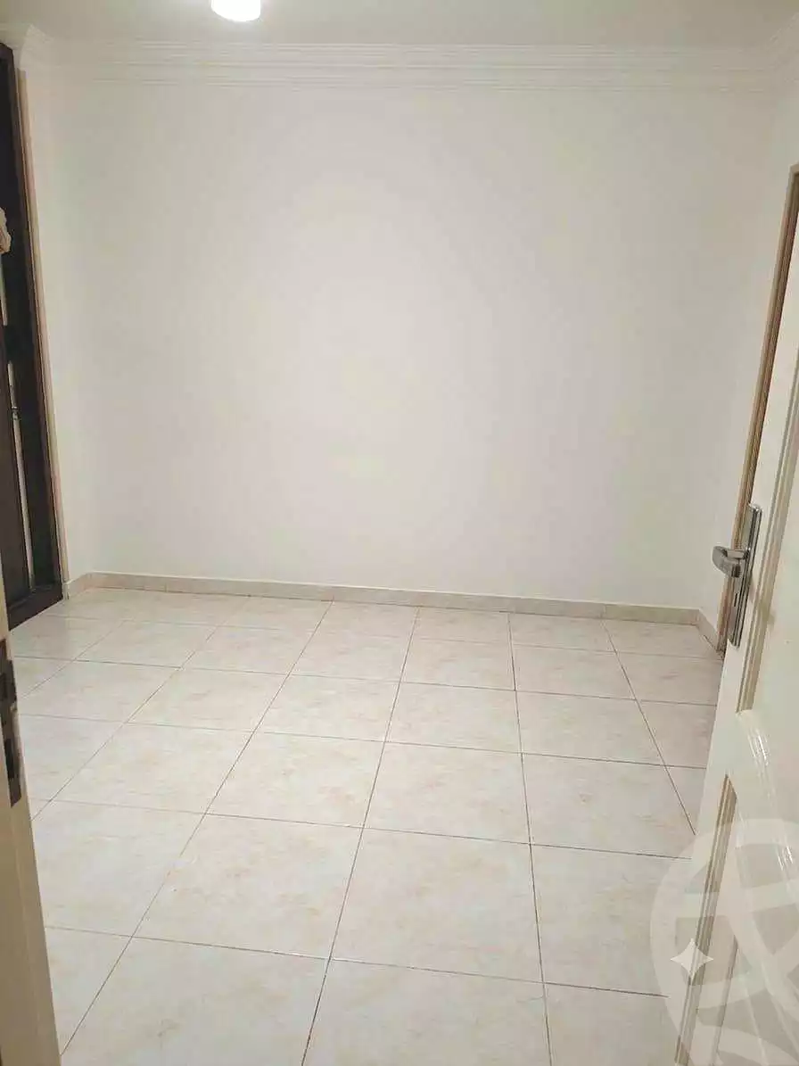 https://aqarmap.com.eg/ar/listing/7312584-for-rent-cairo-helwan-helwan-el-sharkeya-thabit-basha-st