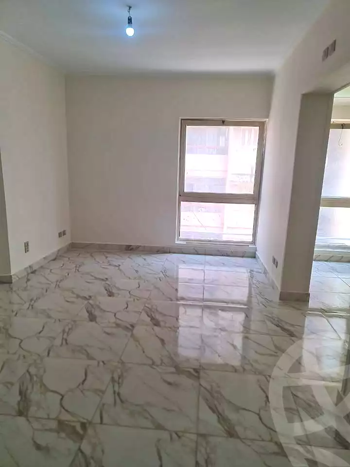 https://aqarmap.com.eg/en/listing/7312596-for-sale-alexandria-roshdy