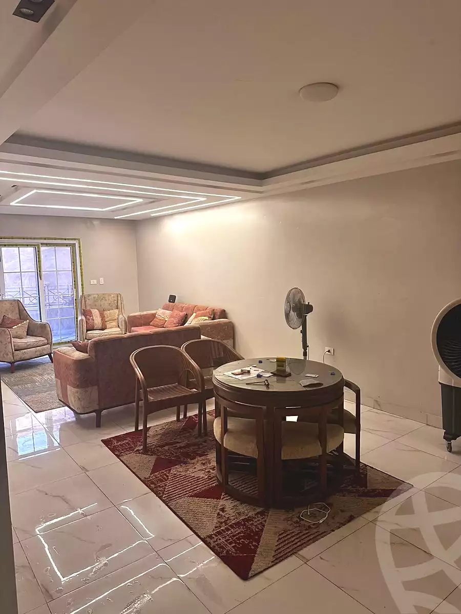 https://aqarmap.com.eg/en/listing/7312638-for-sale-cairo-el-haram-el-lebeny-soltan-khattab-st