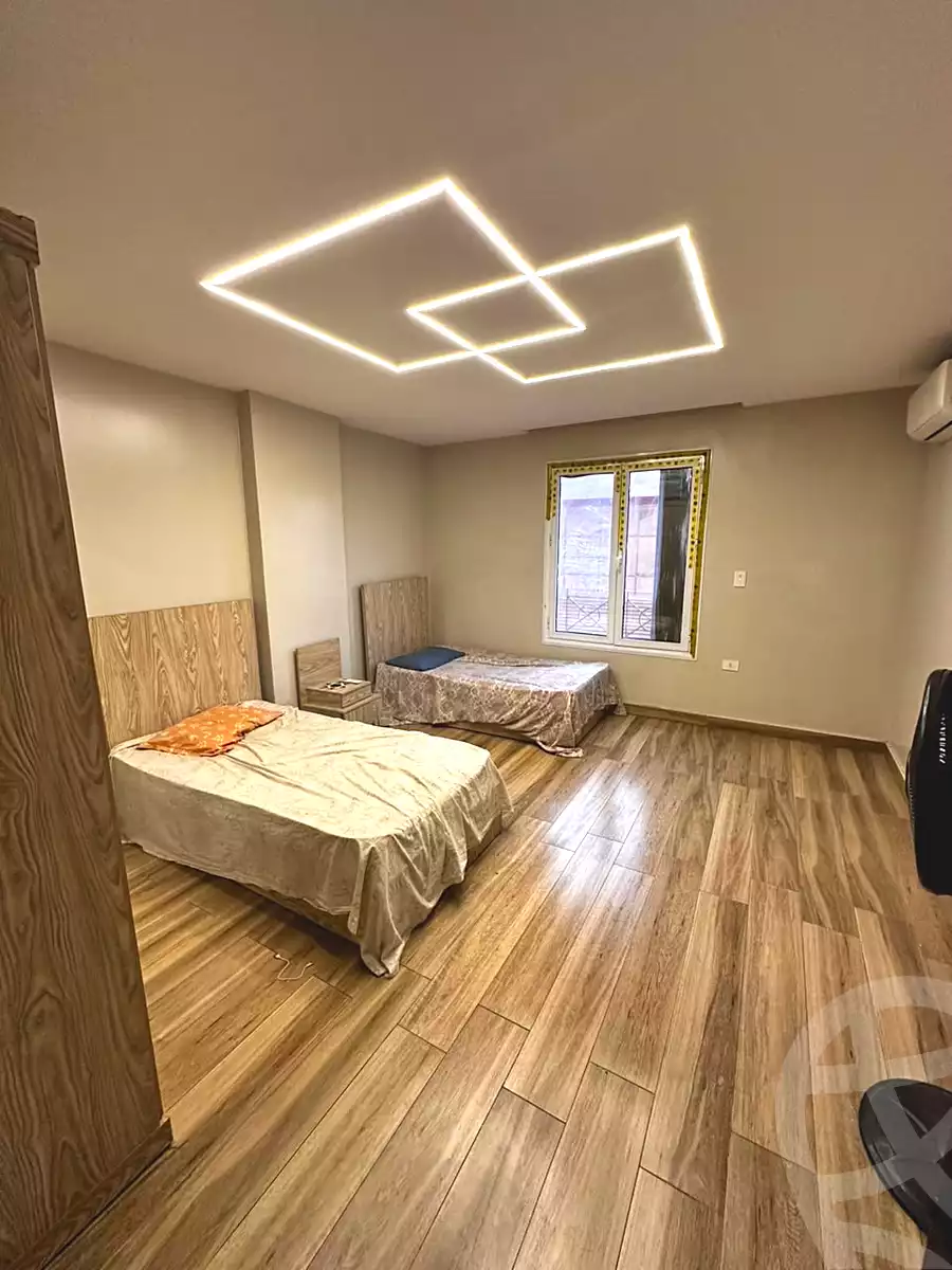 https://aqarmap.com.eg/en/listing/7312638-for-sale-cairo-el-haram-el-lebeny-soltan-khattab-st