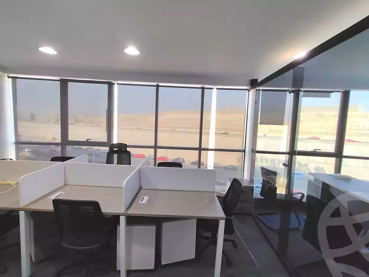 https://aqarmap.com.eg/ar/listing/7312662-for-rent-cairo-el-maadi-compounds-rayhanah-plaza