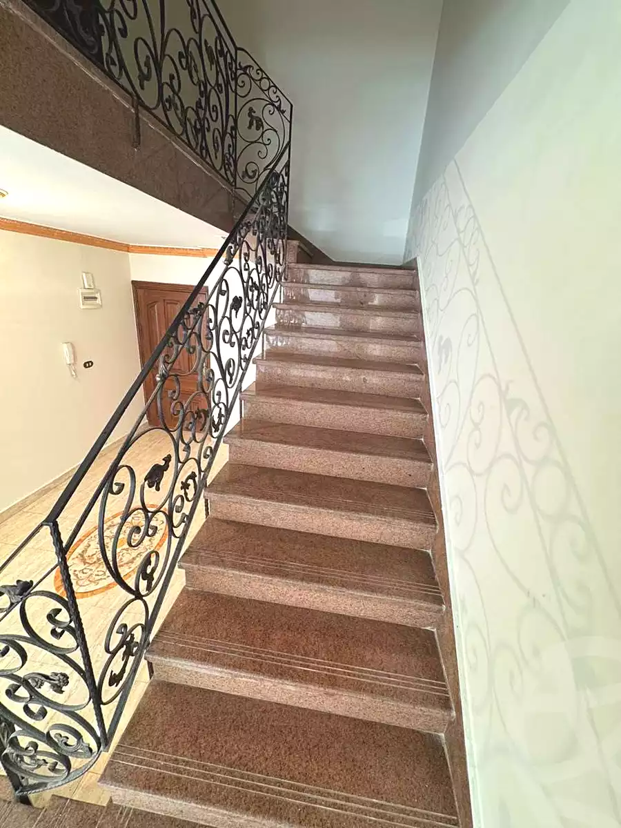https://aqarmap.com.eg/en/listing/7312738-for-rent-alexandria-sydy-bshr