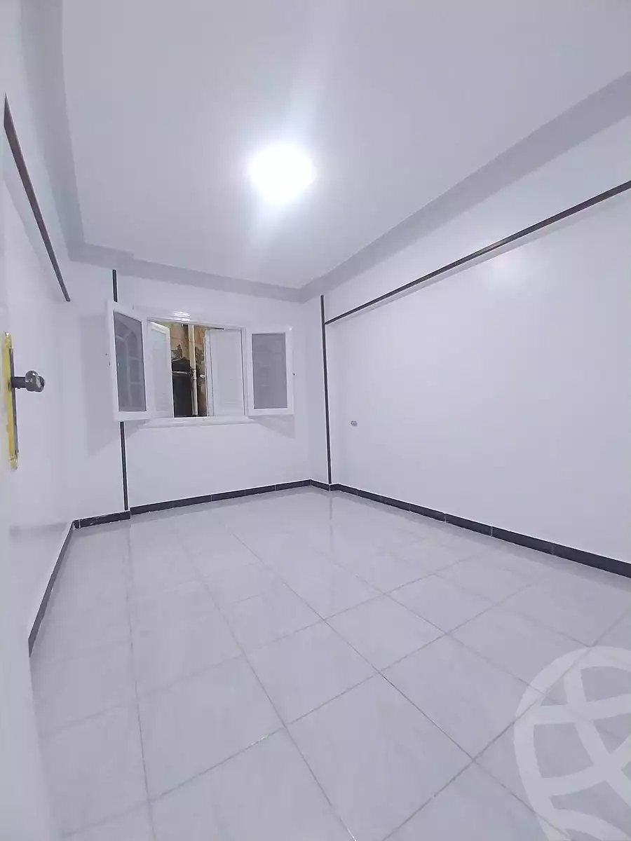 https://aqarmap.com.eg/ar/listing/7313039-for-sale-alexandria-al-agamy-shataa-el-nakheel