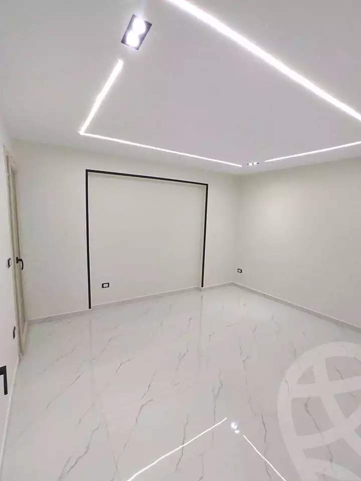https://aqarmap.com.eg/en/listing/7313102-for-sale-alexandria-al-agamy-lbytsh-el-reyad-st