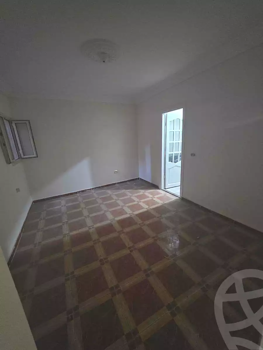 https://aqarmap.com.eg/en/listing/7313206-for-sale-alexandria-new-miami-street-16