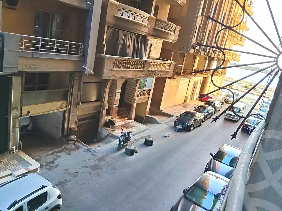 https://aqarmap.com.eg/ar/listing/7313353-for-sale-alexandria-sydy-bshr-tryq-ljysh