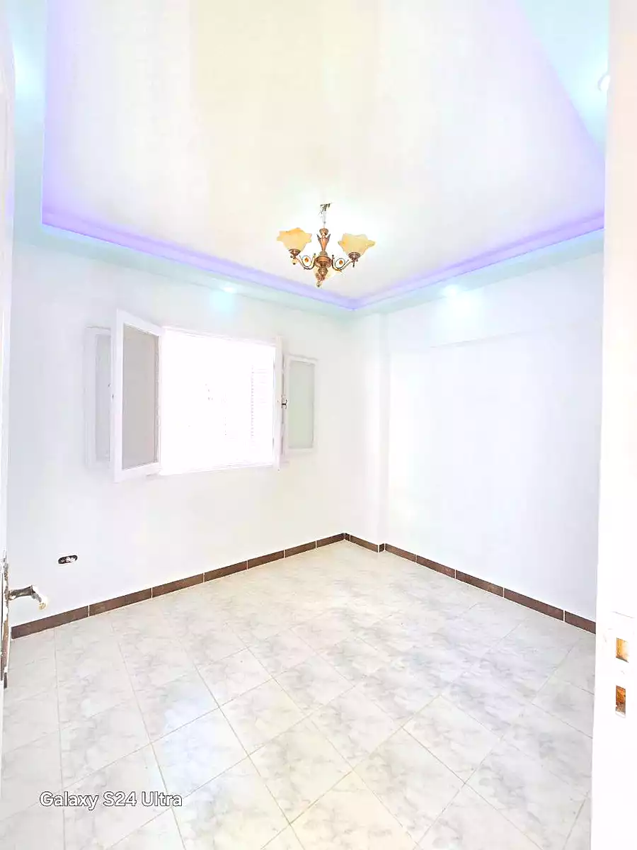 https://aqarmap.com.eg/ar/listing/7313385-for-rent-alexandria-al-agamy-shataa-el-nakheel