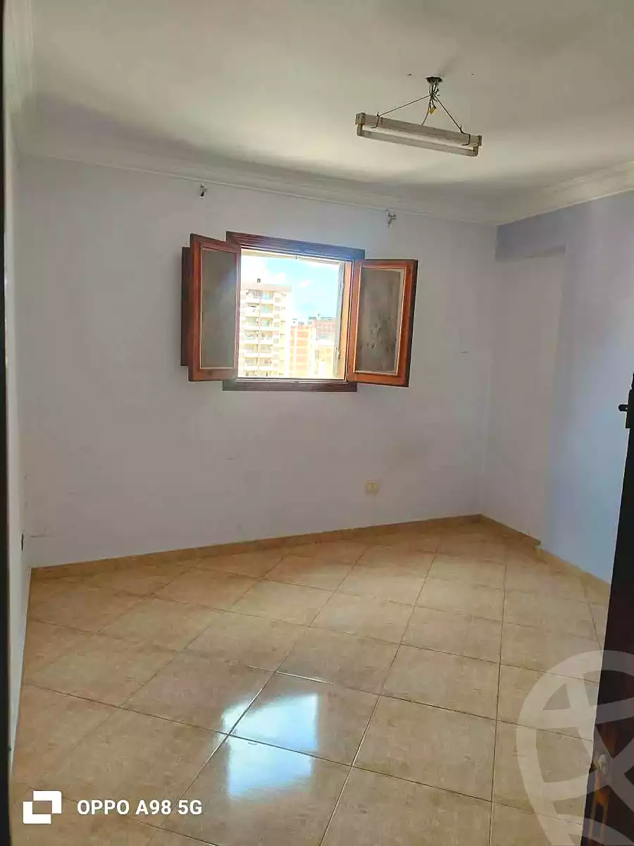 https://aqarmap.com.eg/ar/listing/7313394-for-sale-alexandria-sydy-bshr-sydy-bshr-bhry-gamal-abd-el-nasir-st