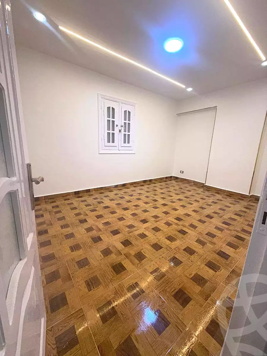 https://aqarmap.com.eg/ar/listing/7313633-for-sale-alexandria-sydy-bshr-sydy-bshr-bhry-street-16