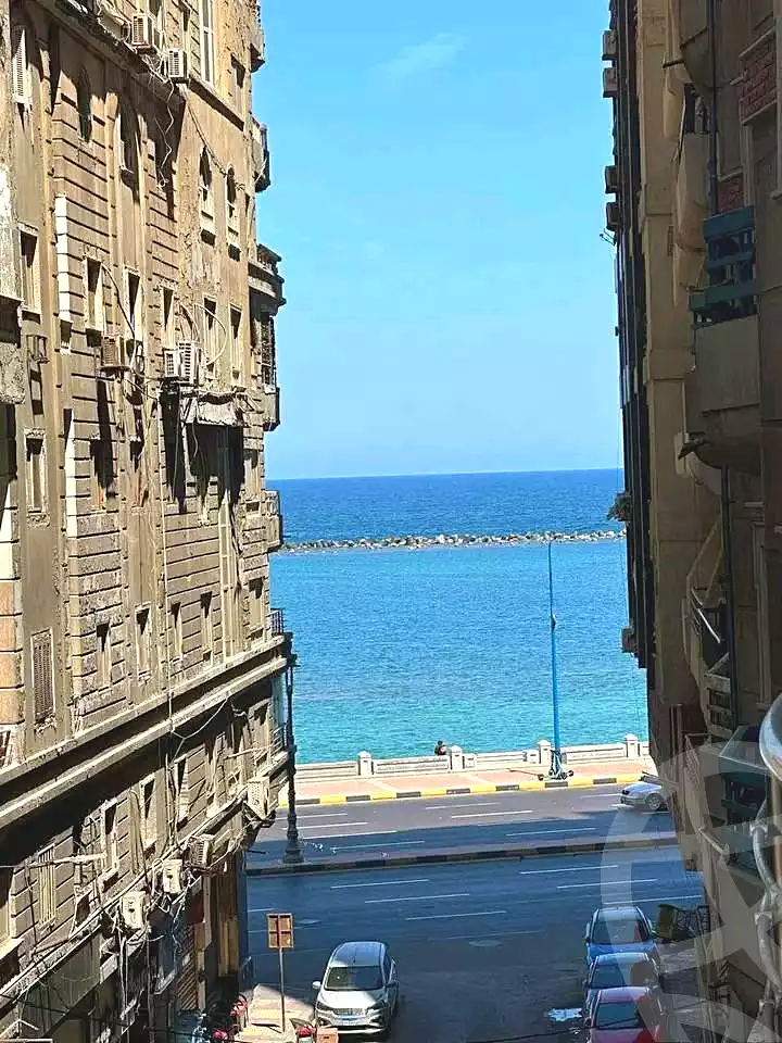 https://aqarmap.com.eg/ar/listing/7313939-for-sale-alexandria-sydy-bshr-sydy-bshr-bhry-shr-khld-bn-lwlyd