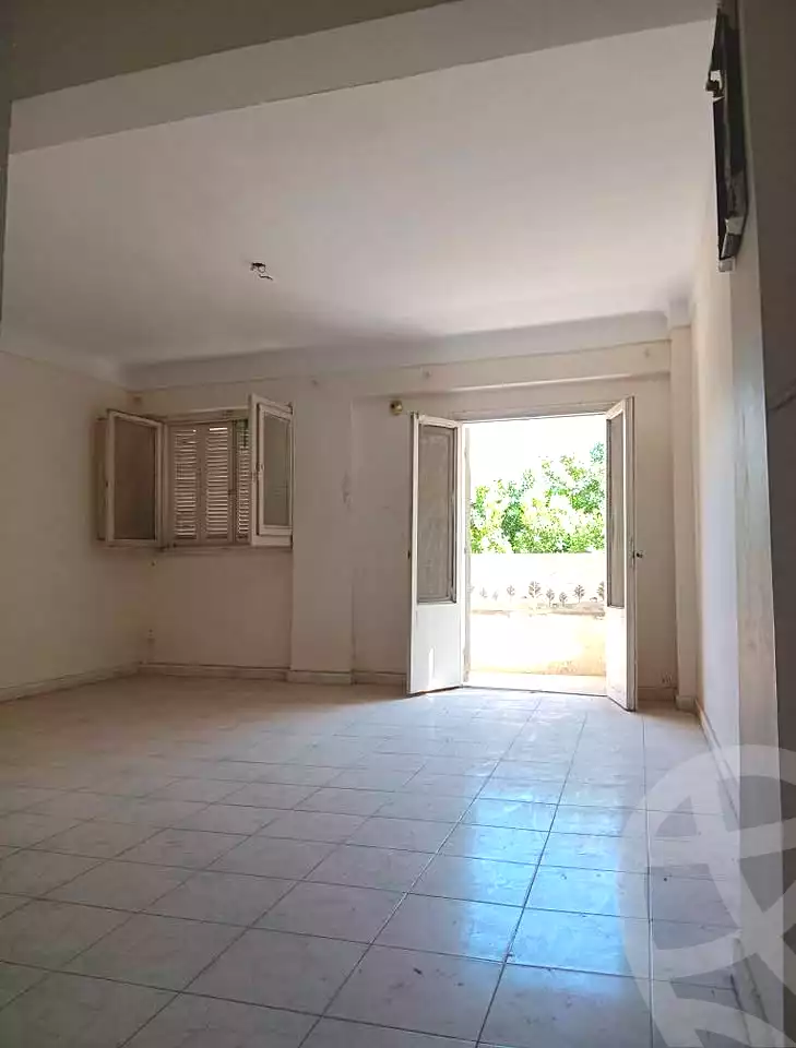 https://aqarmap.com.eg/ar/listing/7314089-for-sale-alexandria-al-agamy-l-jmy-lbhry-abd-el-hameed-radwan-st