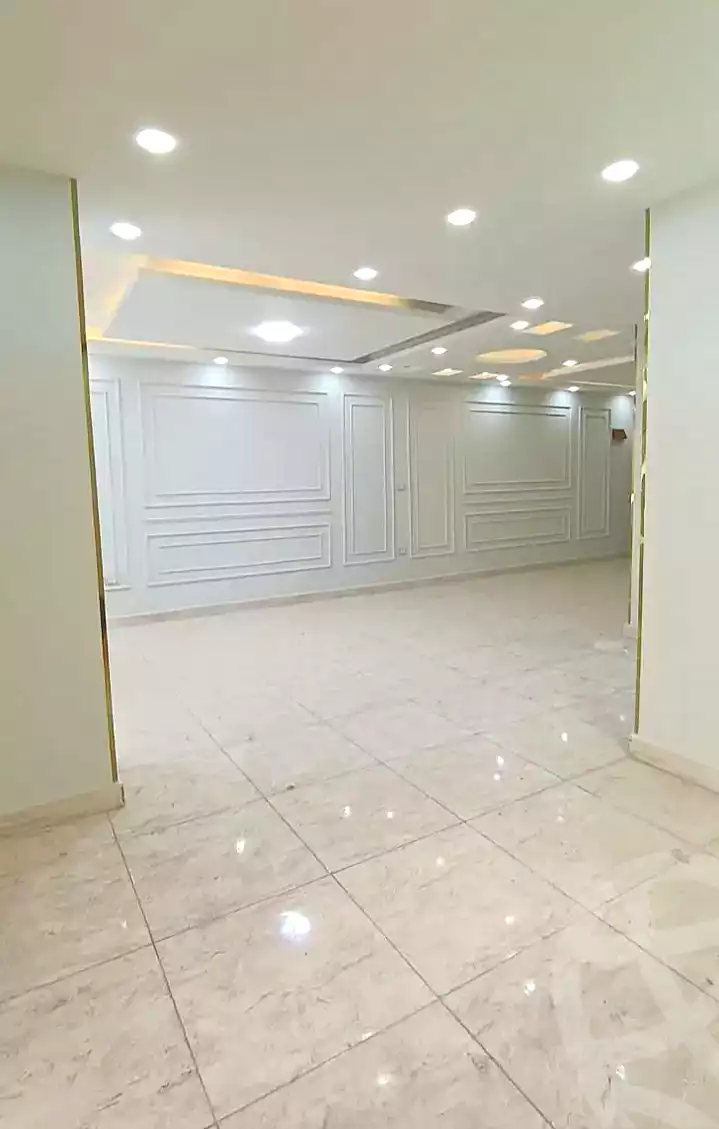 https://aqarmap.com.eg/ar/listing/7314158-for-sale-alexandria-al-agamy-lbytsh-el-reyad-st