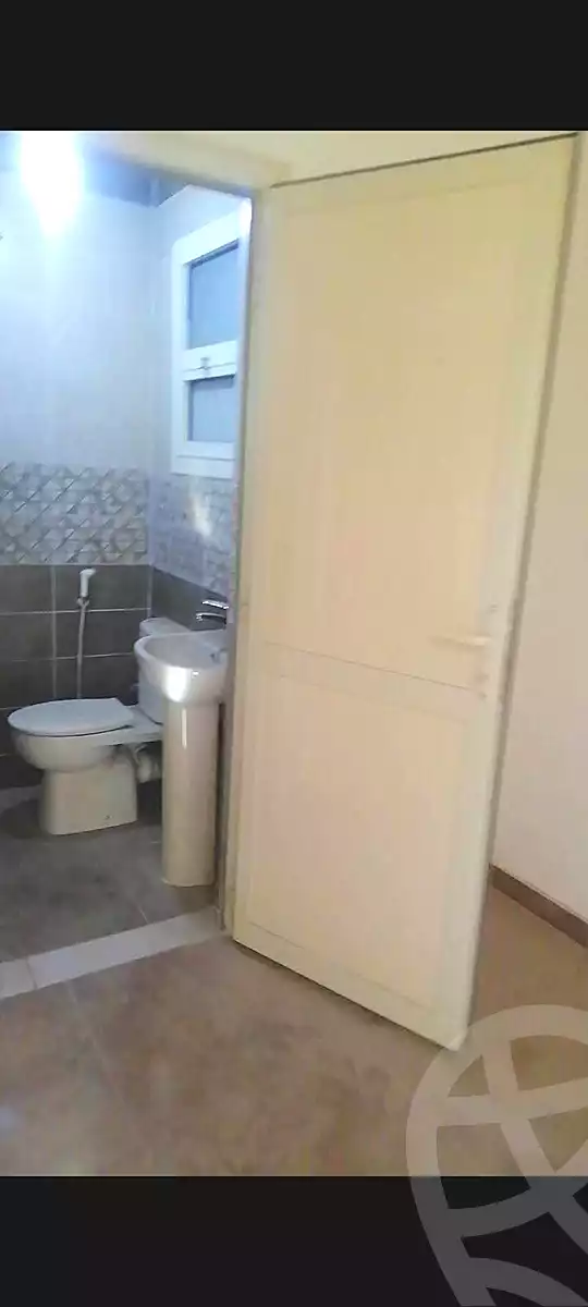 https://aqarmap.com.eg/en/listing/7314171-for-sale-cairo-ain-shams-jsr-lswys