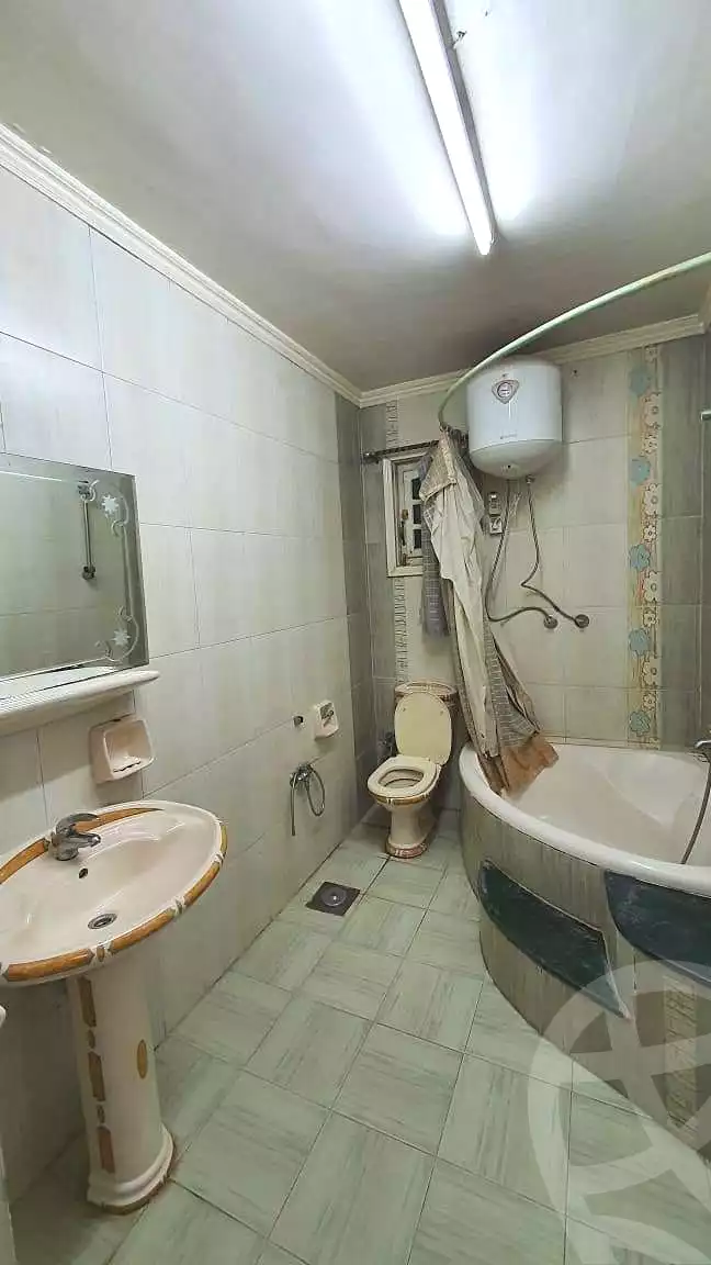 https://aqarmap.com.eg/en/listing/7314419-for-rent-cairo-helwan-helwan-el-sharkeya-borhan-st