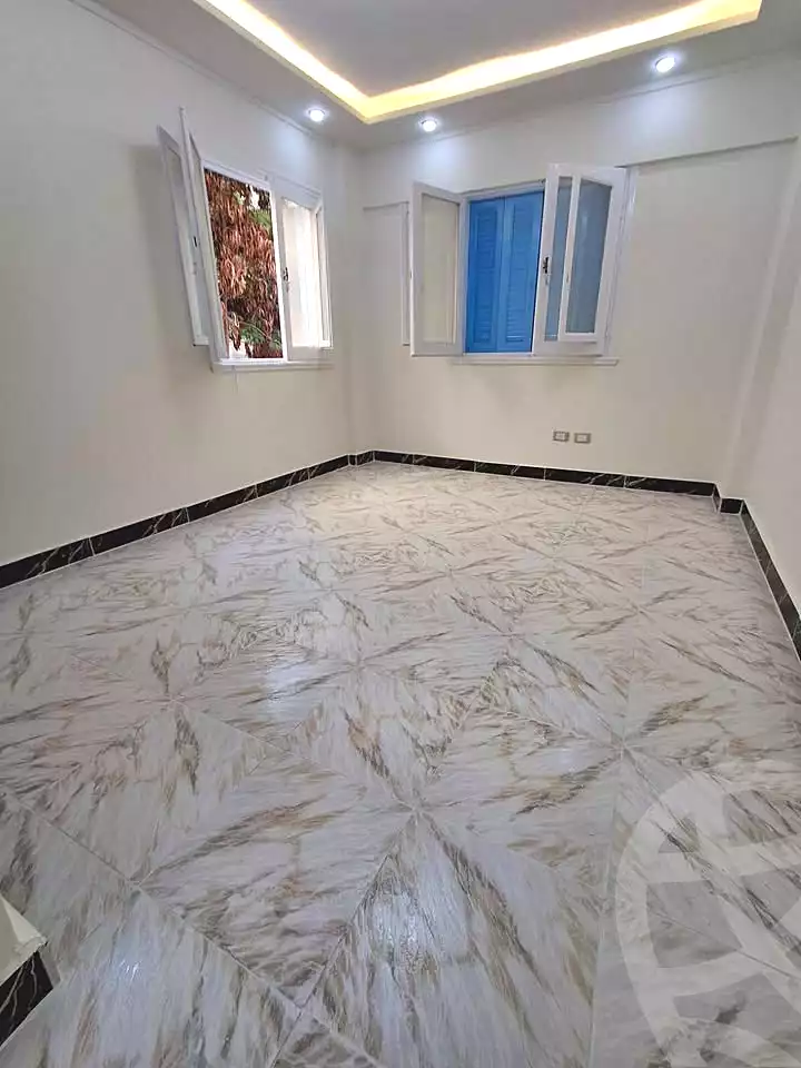 https://aqarmap.com.eg/ar/listing/7314466-for-sale-alexandria-al-agamy-shataa-el-nakheel