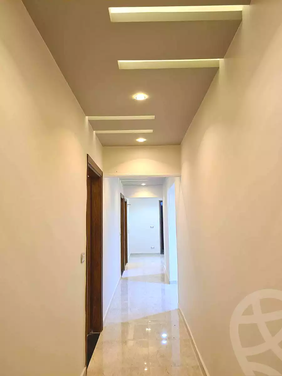 https://aqarmap.com.eg/en/listing/7315133-for-rent-alexandria-el-montazah-compounds-in-el-montazah-royal-plaza-compound-al-halawany