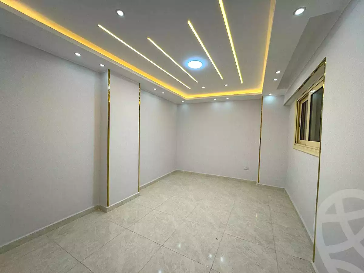 https://aqarmap.com.eg/ar/listing/7315618-for-sale-alexandria-miami-iskandar-ibrahim-st